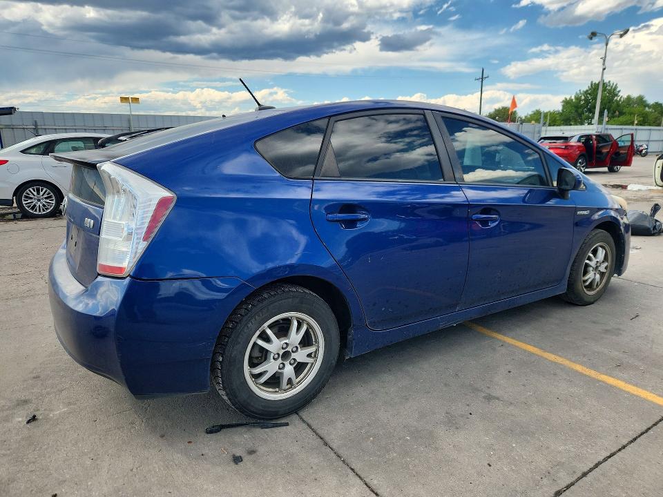 63111046 :رقم المزاد ، JTDKN3DU1B5311807 vin ، 2011 Toyota Prius مزاد بيع