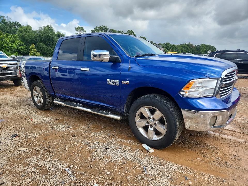 61153026 :رقم المزاد ، 1C6RR6LTXHS622652 vin ، 2017 Ram 1500 مزاد بيع