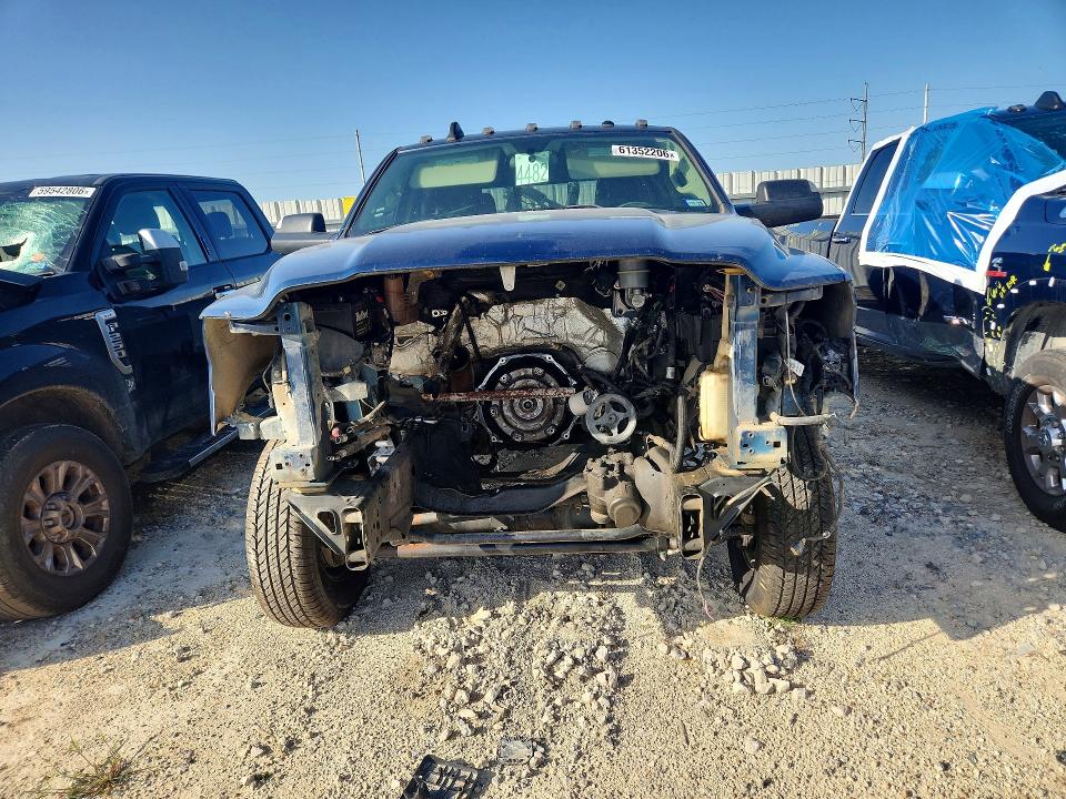 61352206 :رقم المزاد ، 3C63RRGL4KG628821 vin ، 2019 Ram 3500 مزاد بيع