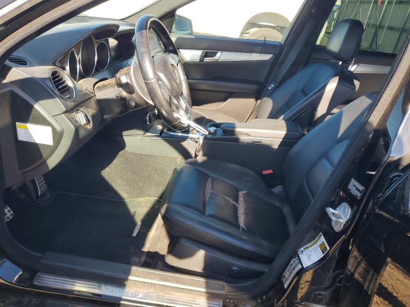 2013 Mercedes-benz C მანქანა იყიდება აუქციონზე, vin: WDDGF4HB2DA872826, აუქციონის ნომერი: 62664536