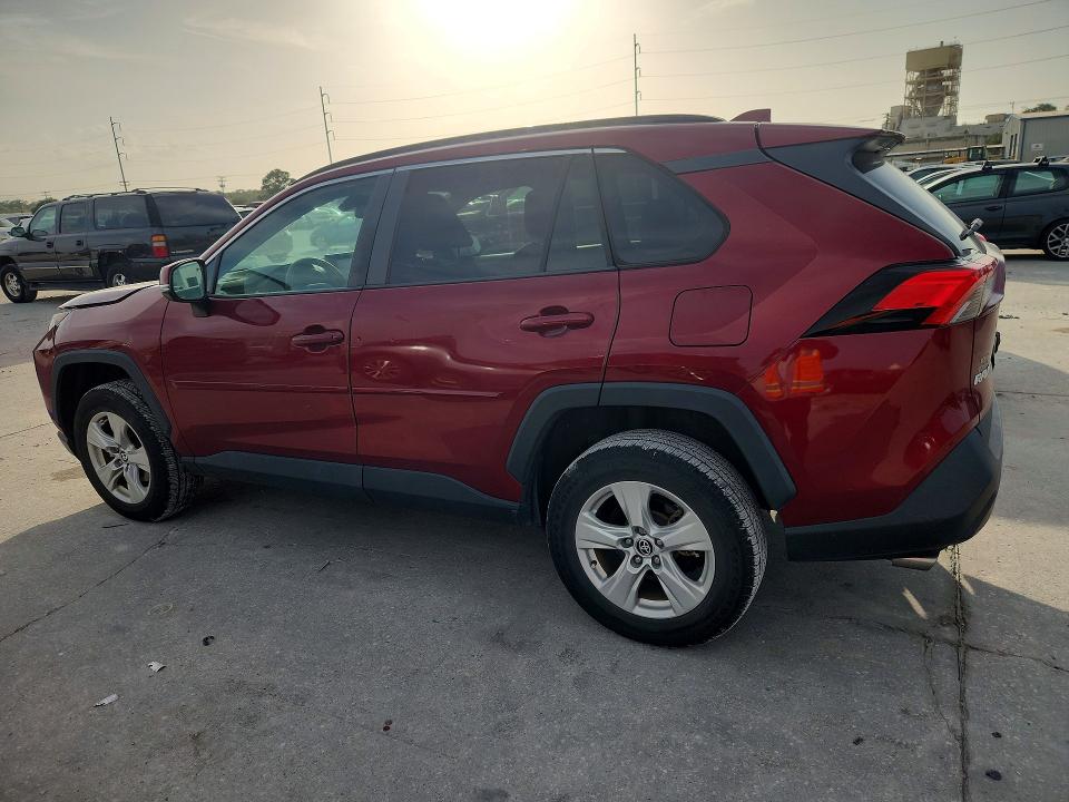 Продажа на аукционе авто 2021 Toyota Rav4, vin: 2T3W1RFV0MW135592, номер лота: 61770046
