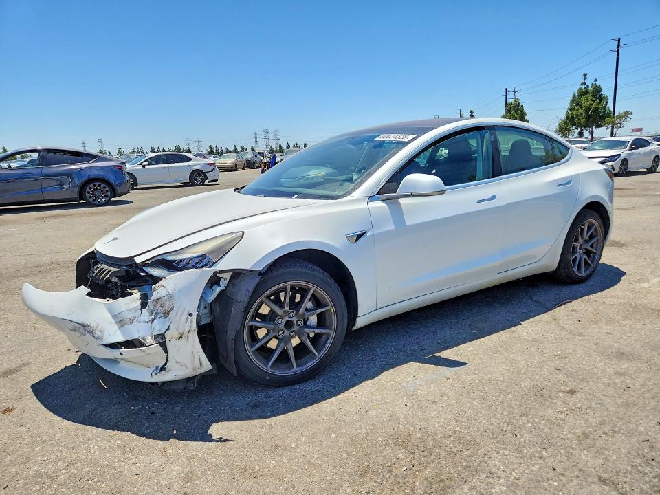 2018 Tesla Model 3 მანქანა იყიდება აუქციონზე, vin: 5YJ3E1EA1JF162101, აუქციონის ნომერი: 60524326