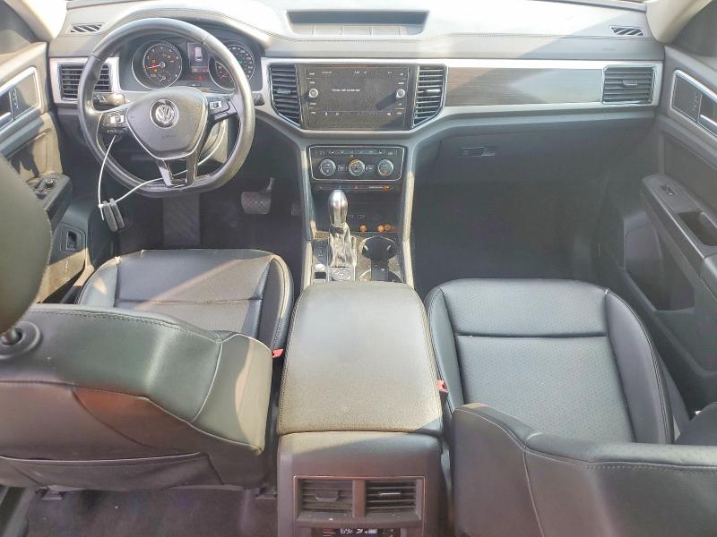 60808636 :رقم المزاد ، 1V2MR2CA6JC566783 vin ، 2018 Volkswagen Atlas مزاد بيع