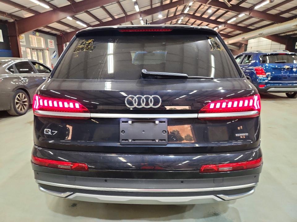 Продажа на аукционе авто 2021 Audi Q7, vin: WA1AXAF74MD021548, номер лота: 61181306