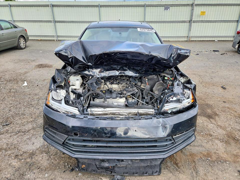 Продажа на аукционе авто 2017 Volkswagen Jetta, vin: 3VWDB7AJ1HM272879, номер лота: 62975846