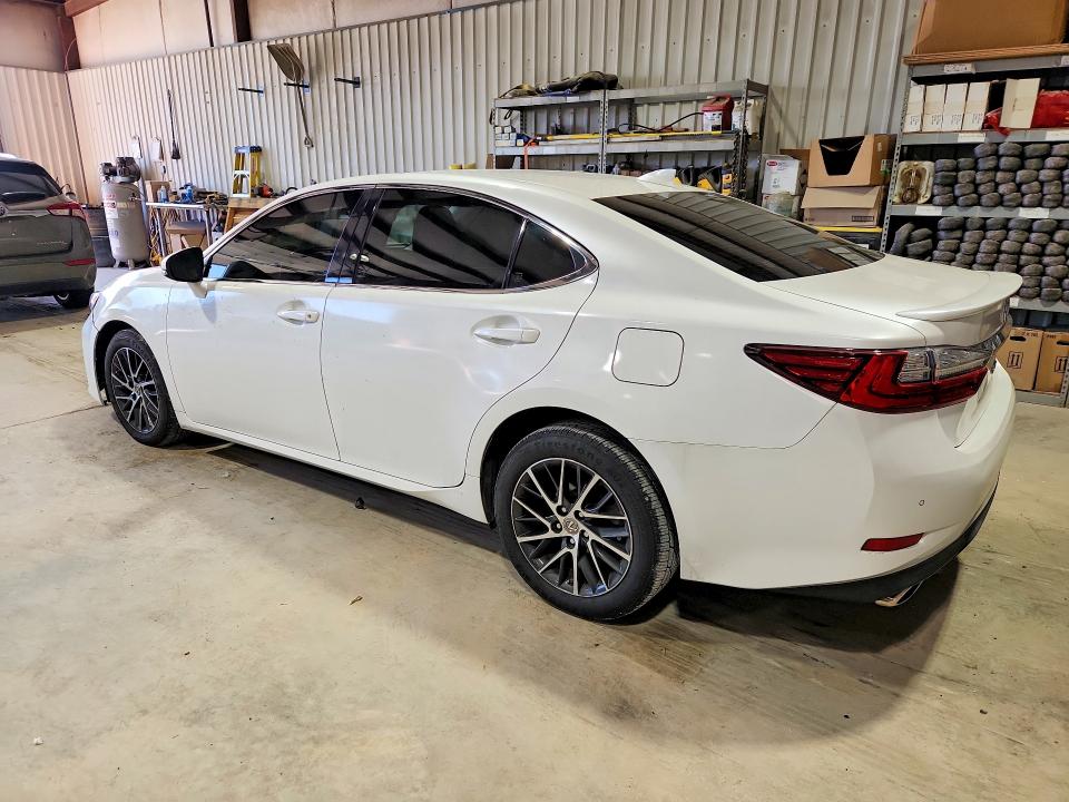 62357236 :رقم المزاد ، JTHBK1GG3H2250584 vin ، 2017 Lexus Es مزاد بيع