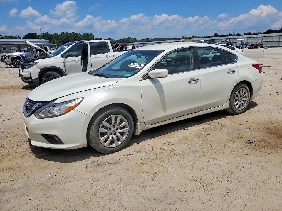 Продажа на аукционе авто 2016 Nissan Altima, vin: 1N4AL3AP0GC156062, номер лота: 59618336