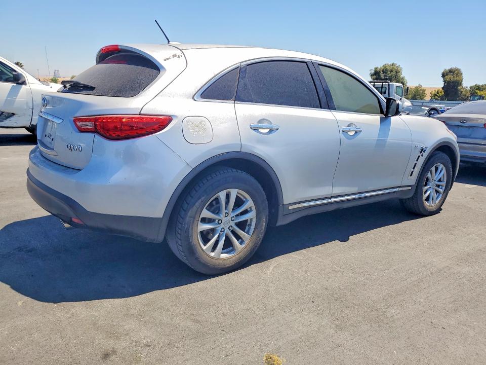 63586506 :رقم المزاد ، JN8CS1MU4GM671964 vin ، 2016 Infiniti Qx70 مزاد بيع