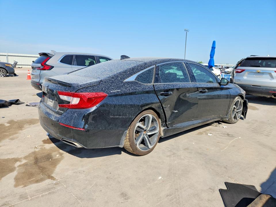59784736 :رقم المزاد ، 1HGCV1F34MA002471 vin ، 2021 Honda Accord مزاد بيع