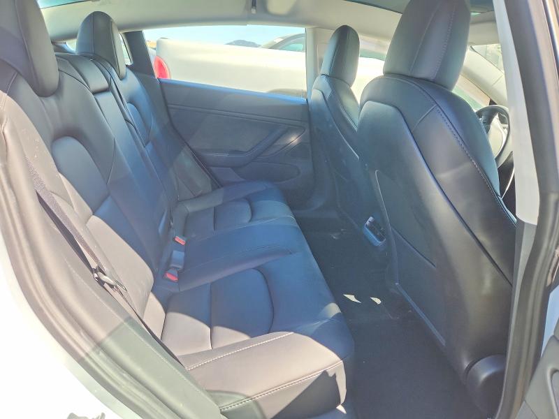 62076966 :رقم المزاد ، 5YJ3E1EB2MF863064 vin ، 2021 Tesla Model 3 مزاد بيع