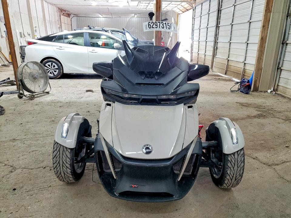 Продаж на аукціоні авто 2021 Can-am Spyder Roadster, vin: 2BXNBDD2XMV003218, номер лоту: 62973156