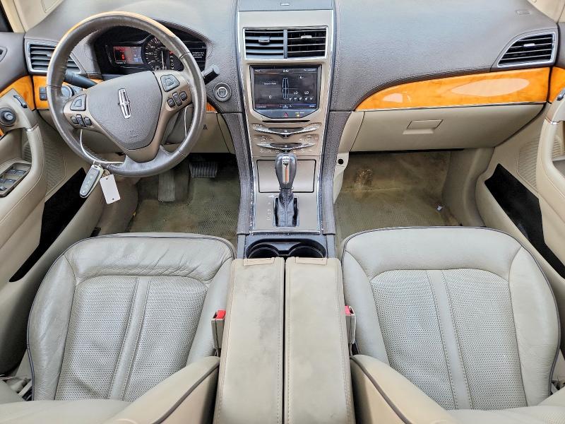 61339606 :رقم المزاد ، 2LMDJ8JK3CBL17058 vin ، 2012 Lincoln Mkx مزاد بيع