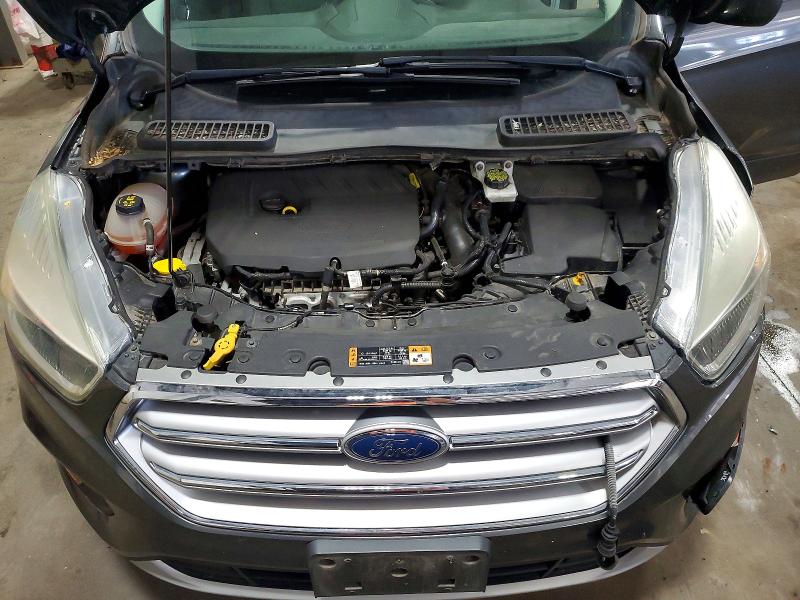60925216 :رقم المزاد ، 1FMCU0GD9HUA94275 vin ، 2017 Ford Escape مزاد بيع