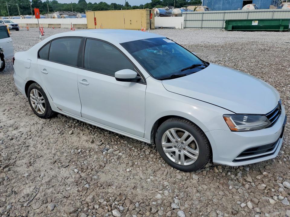 Продаж на аукціоні авто 2018 Volkswagen Jetta, vin: 3VW2B7AJ3JM215242, номер лоту: 60797216