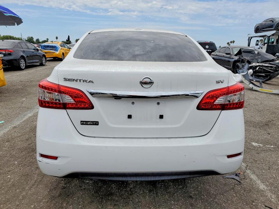 Aukcja sprzedaży 2015 Nissan Sentra, vin: 3N1AB7APXFL644980, numer aukcji: 61176966
