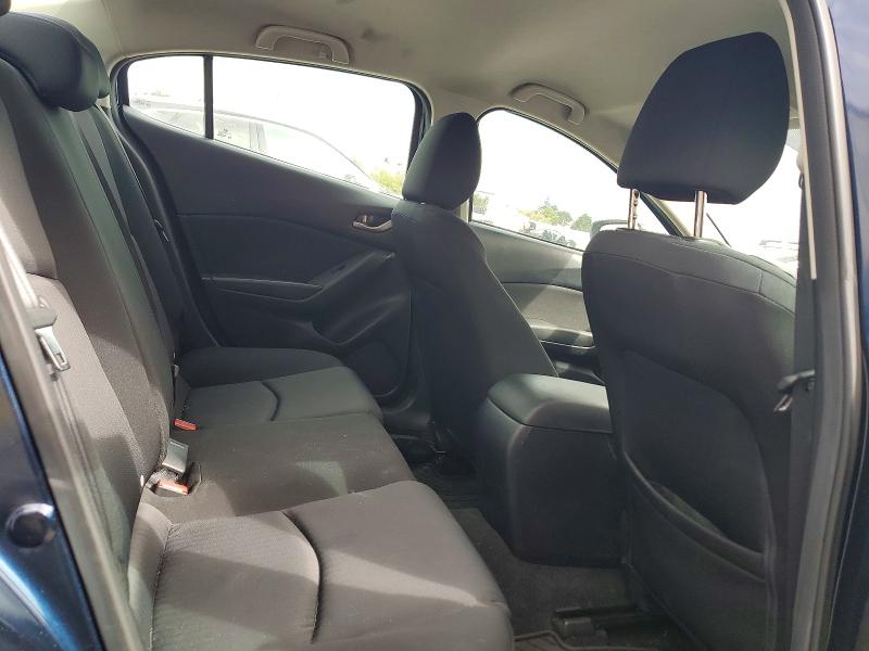 61808246 :رقم المزاد ، 3MZBM1U79FM229242 vin ، 2015 Mazda 3 مزاد بيع