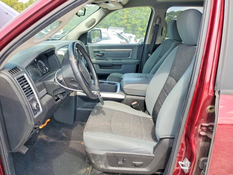 61696876 :رقم المزاد ، 1C6RR6LT5KS564117 vin ، 2019 Ram 1500 Classic مزاد بيع