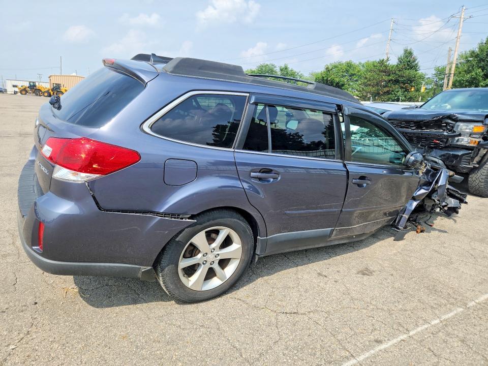 Продаж на аукціоні авто 2014 Subaru Outback, vin: 4S4BRCLC0E3252001, номер лоту: 61724806