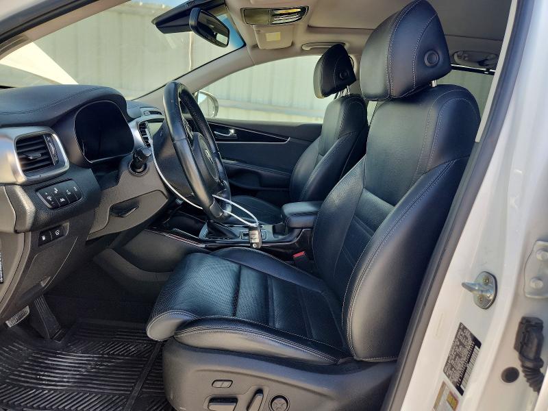 59607056 :رقم المزاد ، 5XYPK4A52HG325183 vin ، 2017 Kia Sorento مزاد بيع
