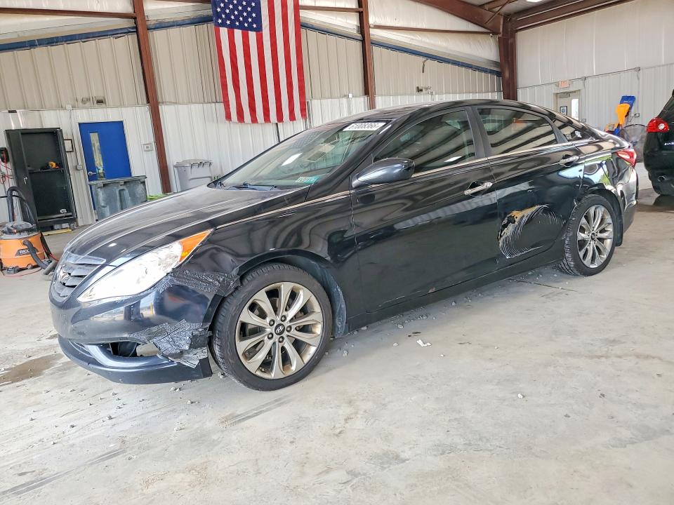 61008366 :رقم المزاد ، 5NPEC4AC2DH799950 vin ، 2013 Hyundai Sonata مزاد بيع