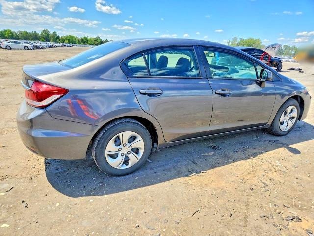 2013 Honda Civic მანქანა იყიდება აუქციონზე, vin: 2HGFB2F55DH583557, აუქციონის ნომერი: 63519276