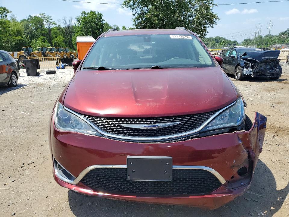 59843016 :رقم المزاد ، 2C4RC1BG5JR332926 vin ، 2018 Chrysler Pacifica مزاد بيع