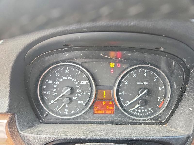 61908726 :رقم المزاد ، WBAPH7C52BE681188 vin ، 2011 Bmw 328 مزاد بيع