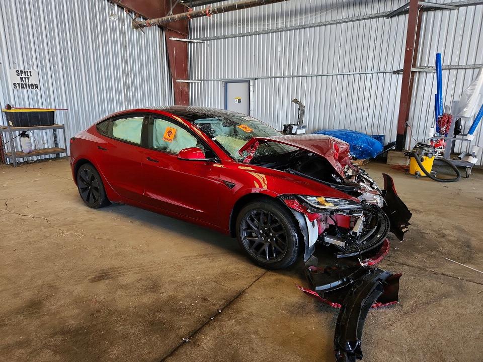 2025 Tesla Model 3 მანქანა იყიდება აუქციონზე, vin: 5YJ3E1EA2SF986576, აუქციონის ნომერი: 59368836