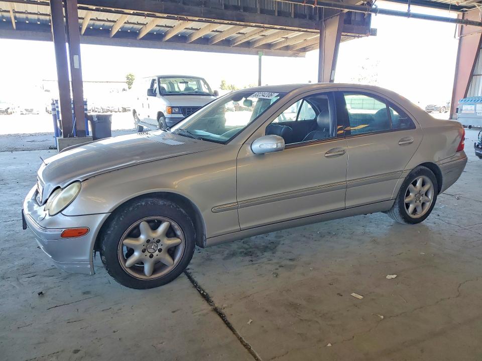 Продажа на аукционе авто 2003 Mercedes-benz C, vin: WDBRF64JX3F396627, номер лота: 63234206