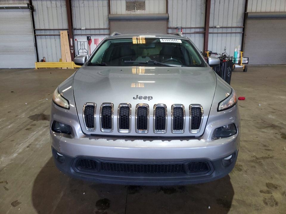 Продаж на аукціоні авто 2015 Jeep Cherokee, vin: 1C4PJMCS2FW735293, номер лоту: 61443666