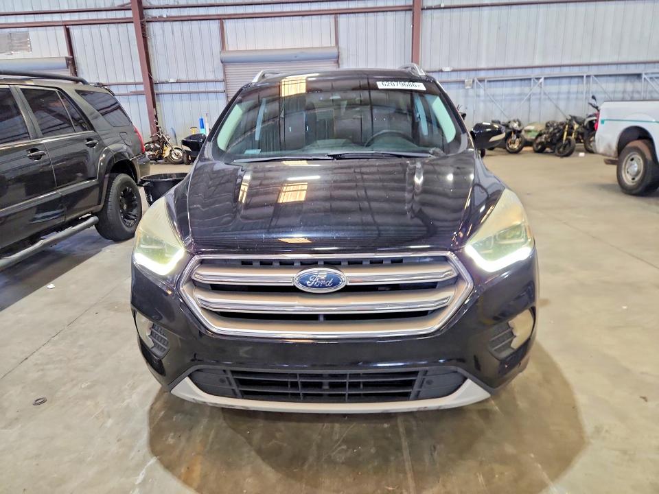 Продаж на аукціоні авто 2017 Ford Escape, vin: 1FMCU0J97HUA99155, номер лоту: 62079686