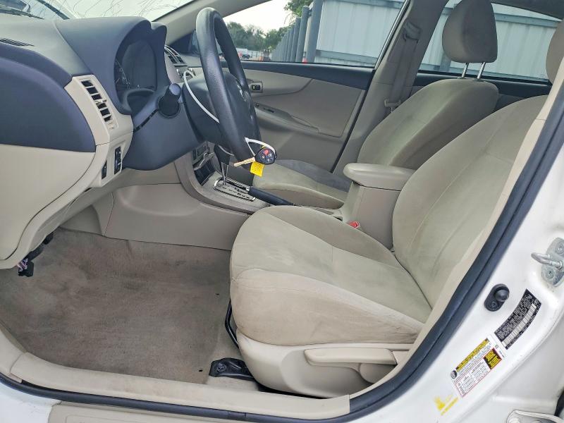 60796486 :رقم المزاد ، 2T1BU4EE6BC742503 vin ، 2011 Toyota Corolla مزاد بيع