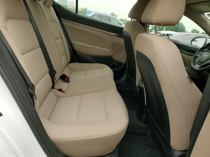 Продаж на аукціоні авто 2018 Hyundai Elantra, vin: 5NPD74LFXJH381350, номер лоту: 61334076