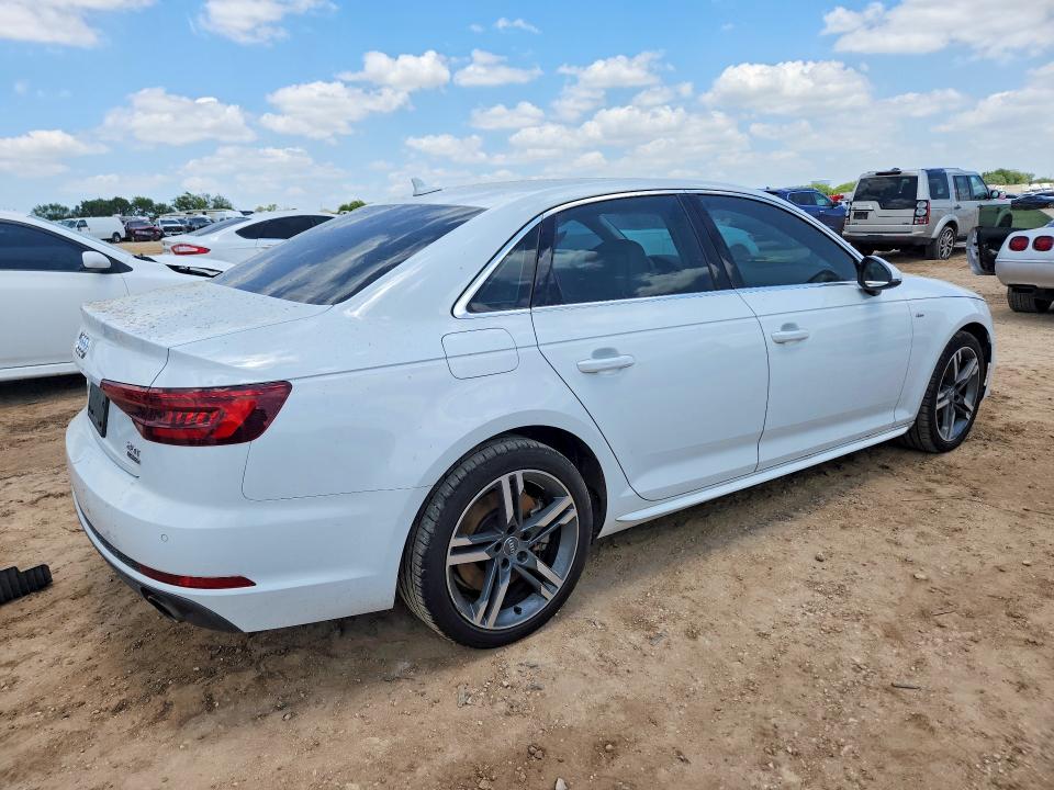 Продаж на аукціоні авто 2018 Audi A4, vin: WAUENAF4XJA075093, номер лоту: 62903486