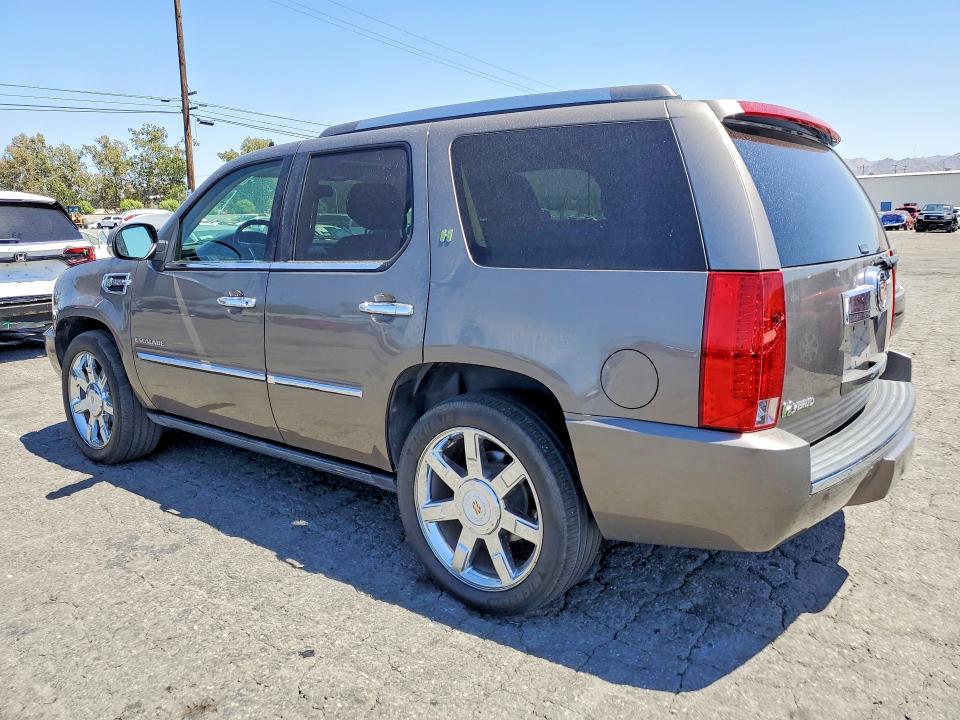 62465866 :رقم المزاد ، 1GYS4EEJ2DR177415 vin ، 2013 Cadillac Escalade مزاد بيع