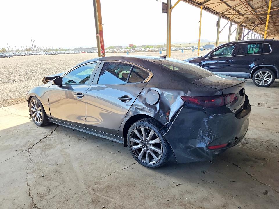 2019 Mazda 3 მანქანა იყიდება აუქციონზე, vin: 3MZBPADLXKM106581, აუქციონის ნომერი: 61751306