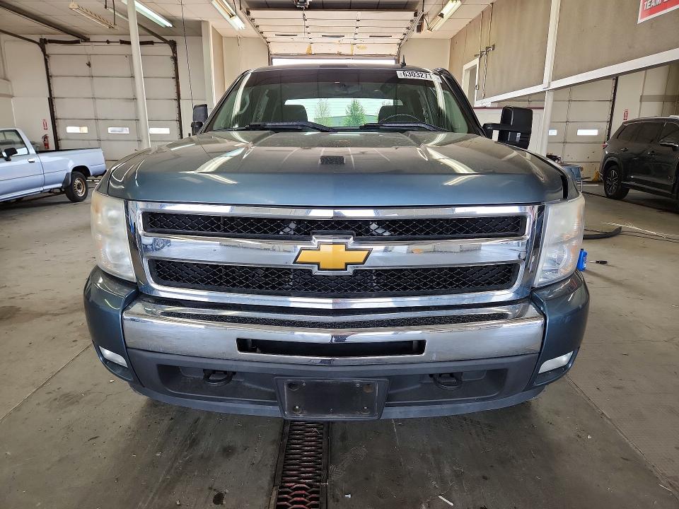 Auction sale of the 2011 Chevrolet Silverado, vin: 3GCPKSE38BG307826, lot number: 63032716