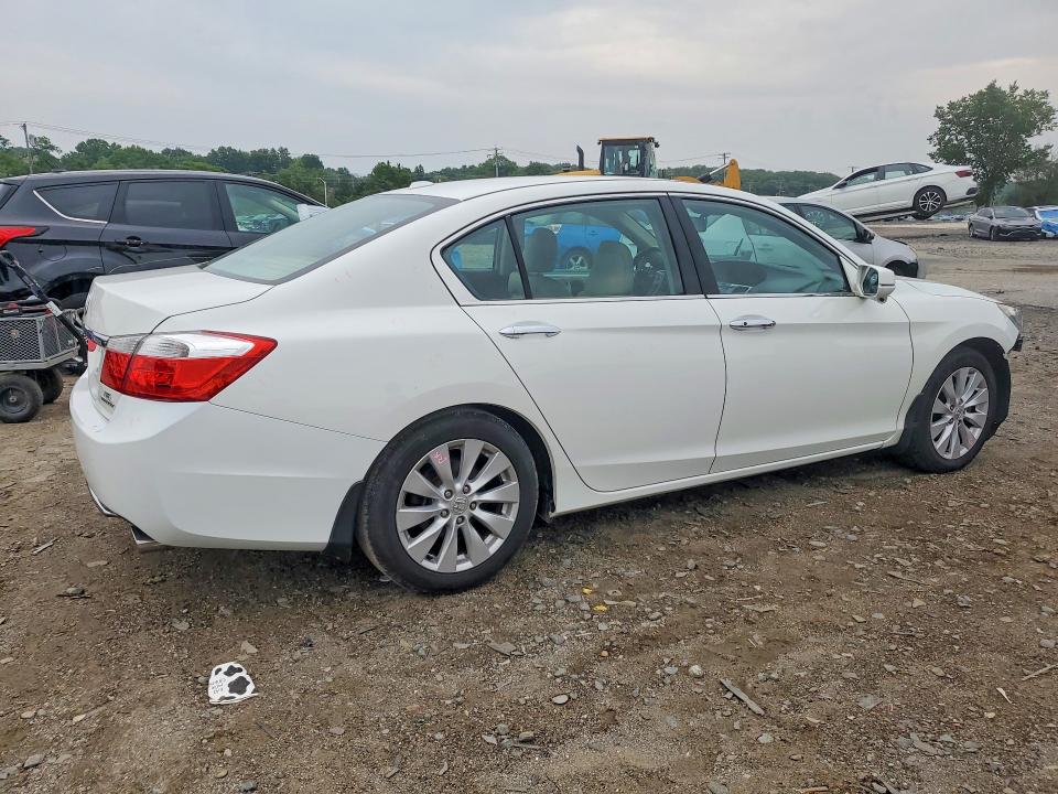 60581326 :رقم المزاد ، 1HGCR3F91EA002014 vin ، 2014 Honda Accord مزاد بيع