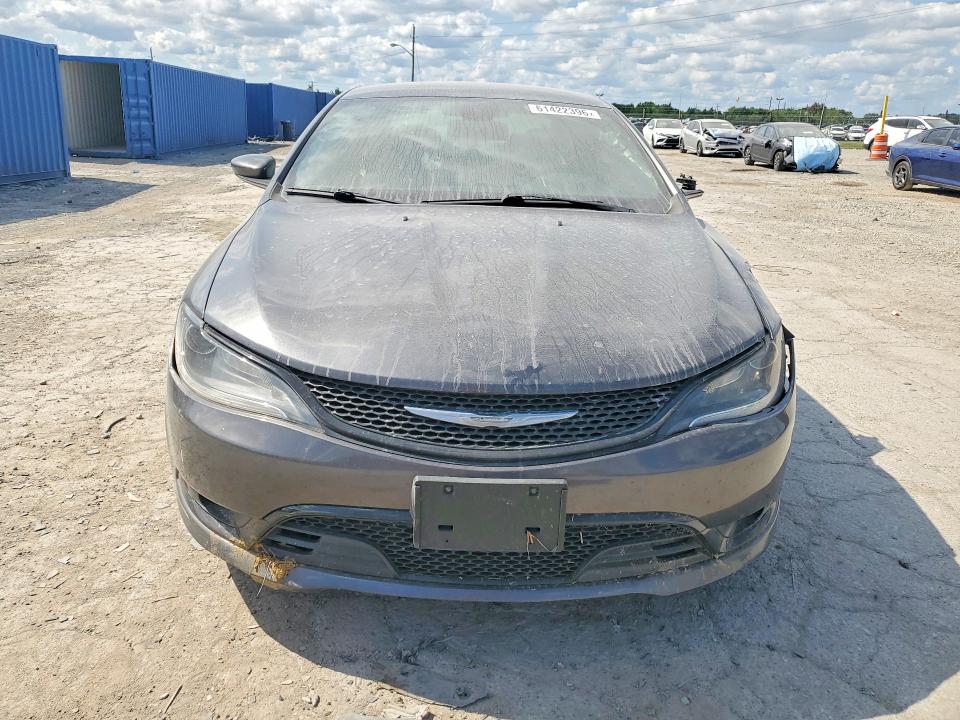 61422396 :رقم المزاد ، 1C3CCCBG3FN522282 vin ، 2015 Chrysler 200 مزاد بيع
