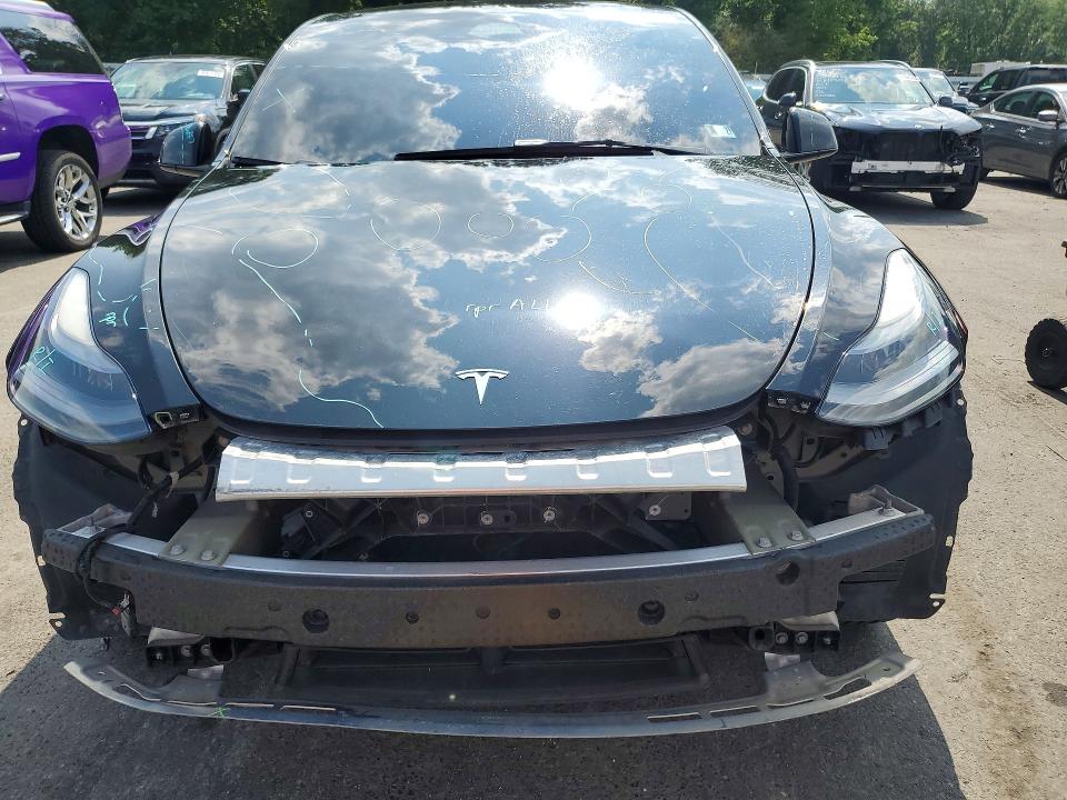 61638166 :رقم المزاد ، 7SAYGAEE9PF706004 vin ، 2023 Tesla Model Y مزاد بيع