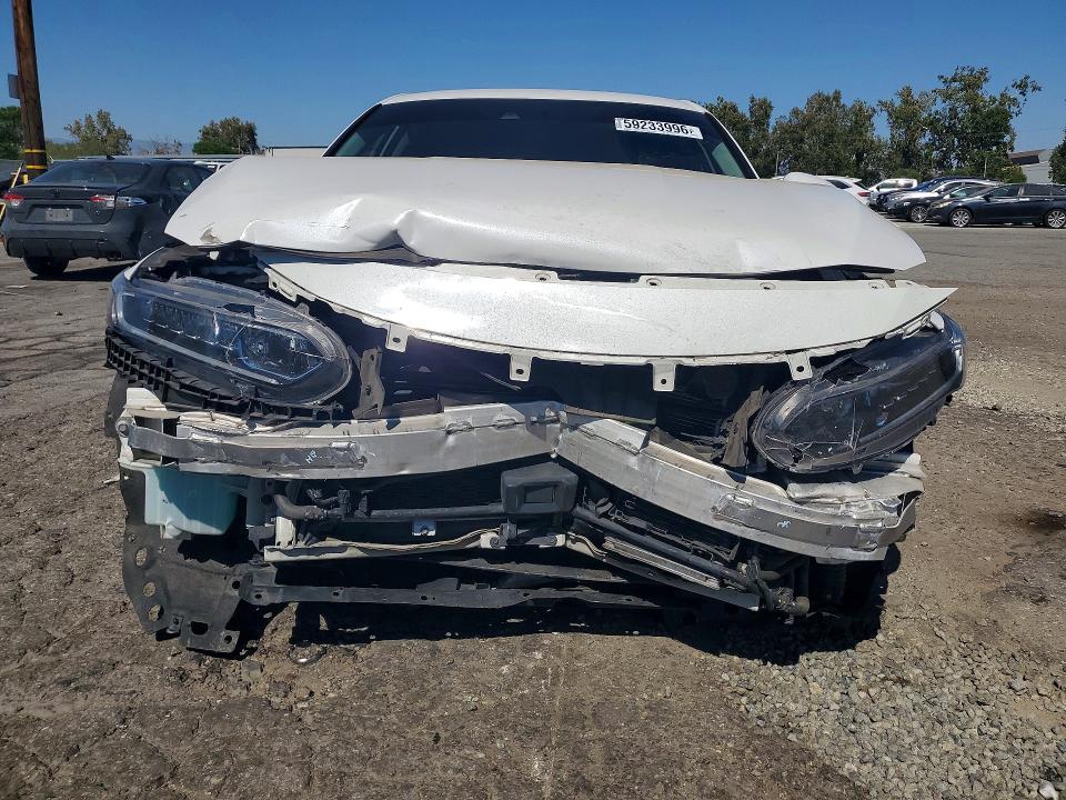59233996 :رقم المزاد ، 1HGCV3F12LA007502 vin ، 2020 Honda Accord مزاد بيع