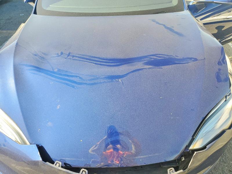 60049866 :رقم المزاد ، 5YJSA1E23HF219425 vin ، 2017 Tesla Model S مزاد بيع
