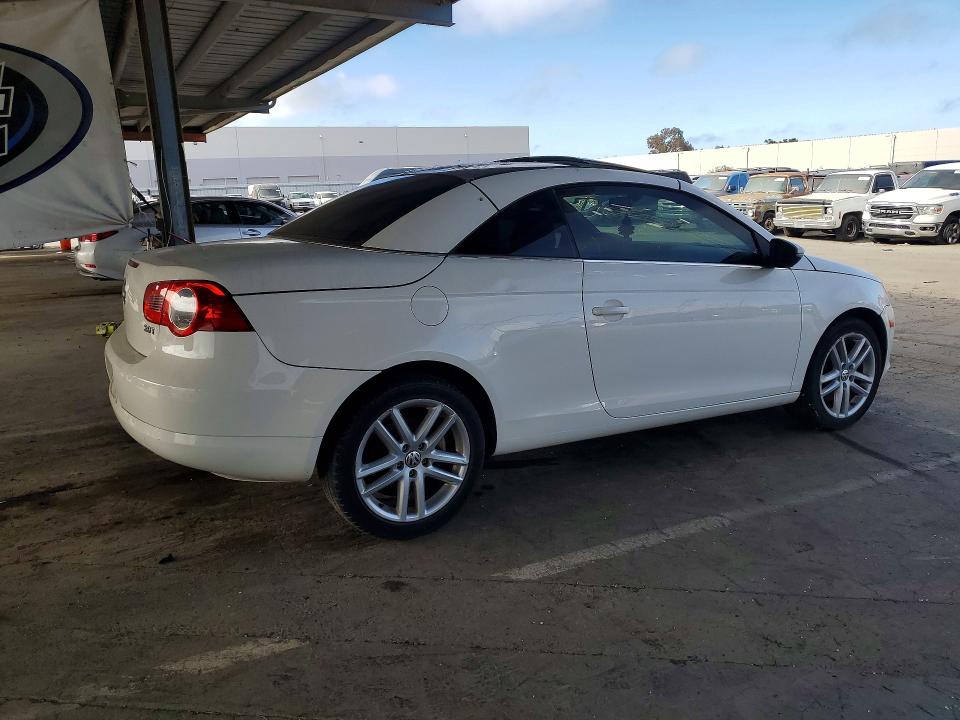 62715666 :رقم المزاد ، WVWFA71F99V015423 vin ، 2009 Volkswagen Eos مزاد بيع