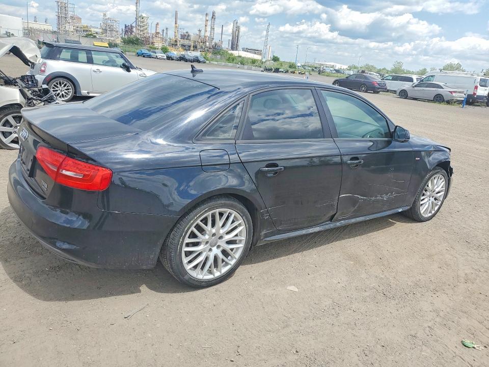 61029706 :رقم المزاد ، WAUBFCFL0FN002284 vin ، 2015 Audi A4 مزاد بيع