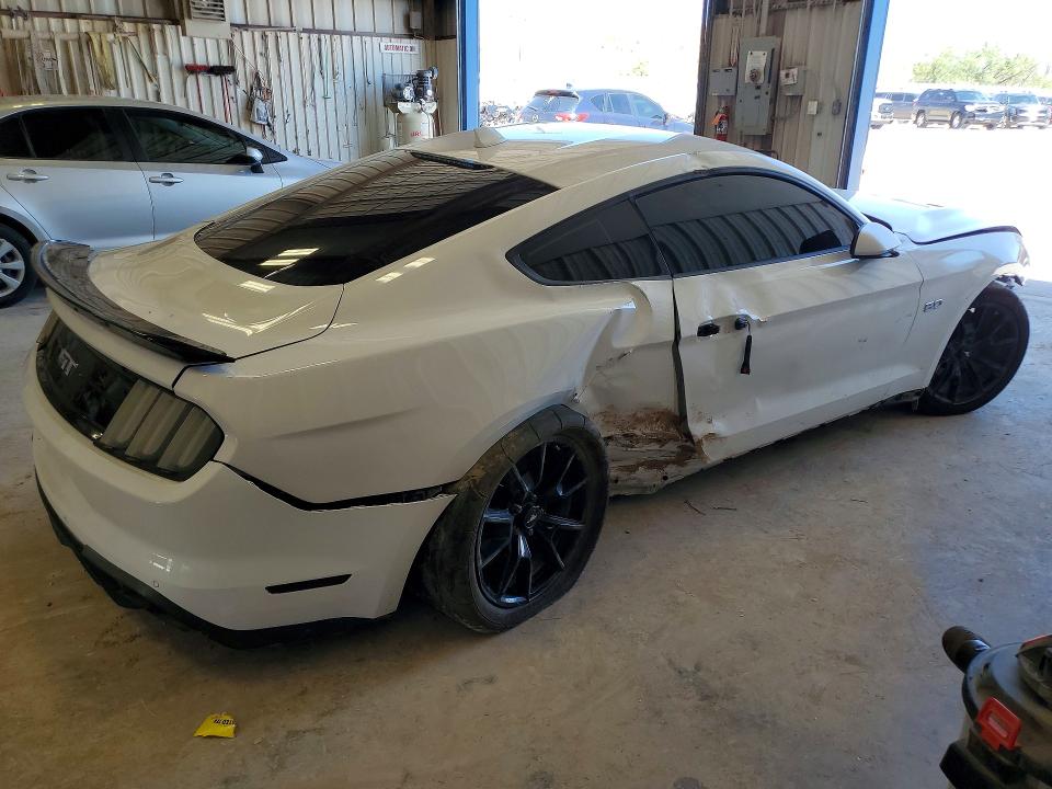 2022 Ford Mustang მანქანა იყიდება აუქციონზე, vin: 1FA6P8CF5N5136662, აუქციონის ნომერი: 59994146