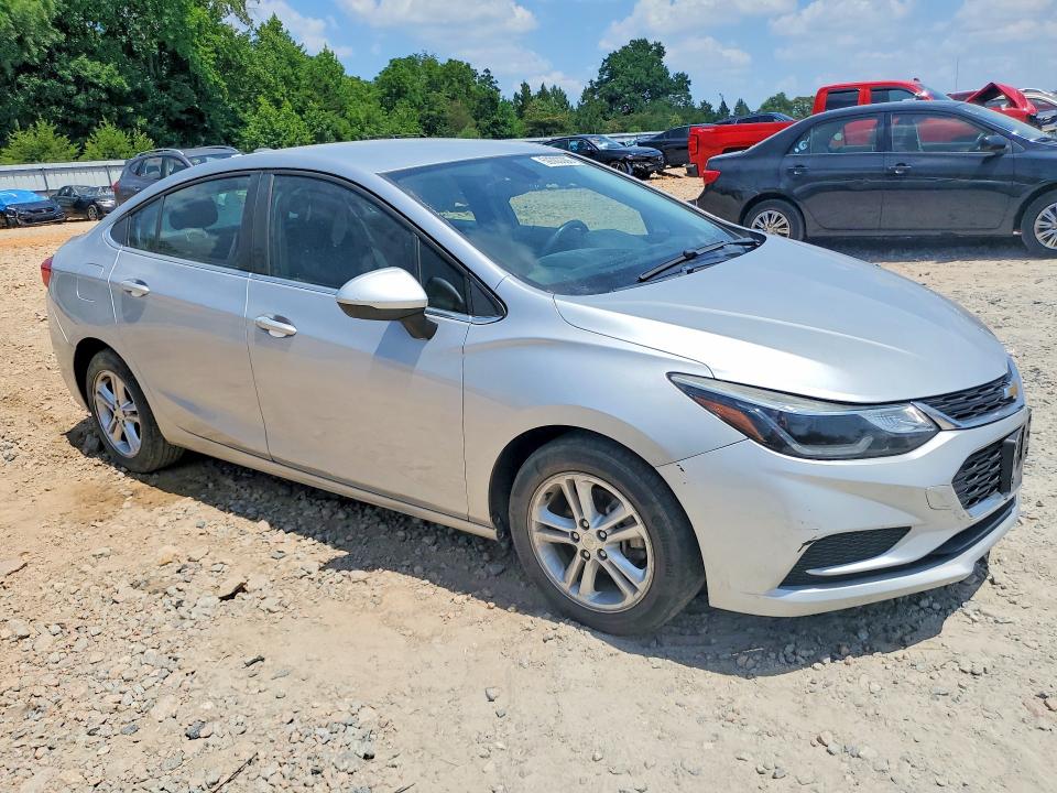 2017 Chevrolet Cruze მანქანა იყიდება აუქციონზე, vin: 1G1BE5SM2H7279373, აუქციონის ნომერი: 59303386