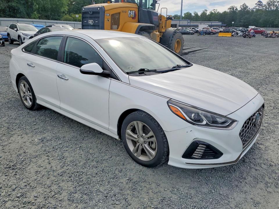 61021826 :رقم المزاد ، 5NPE34AF5KH788724 vin ، 2019 Hyundai Sonata مزاد بيع