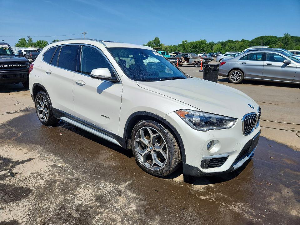 Продажа на аукционе авто 2018 Bmw X1, vin: WBXHT3C38J5K31303, номер лота: 59682556