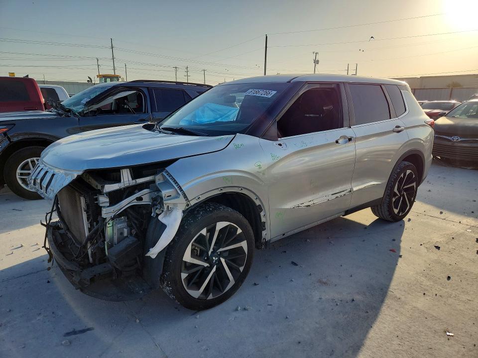 2022 Mitsubishi Outlander მანქანა იყიდება აუქციონზე, vin: JA4J3TA80NZ018447, აუქციონის ნომერი: 61867266