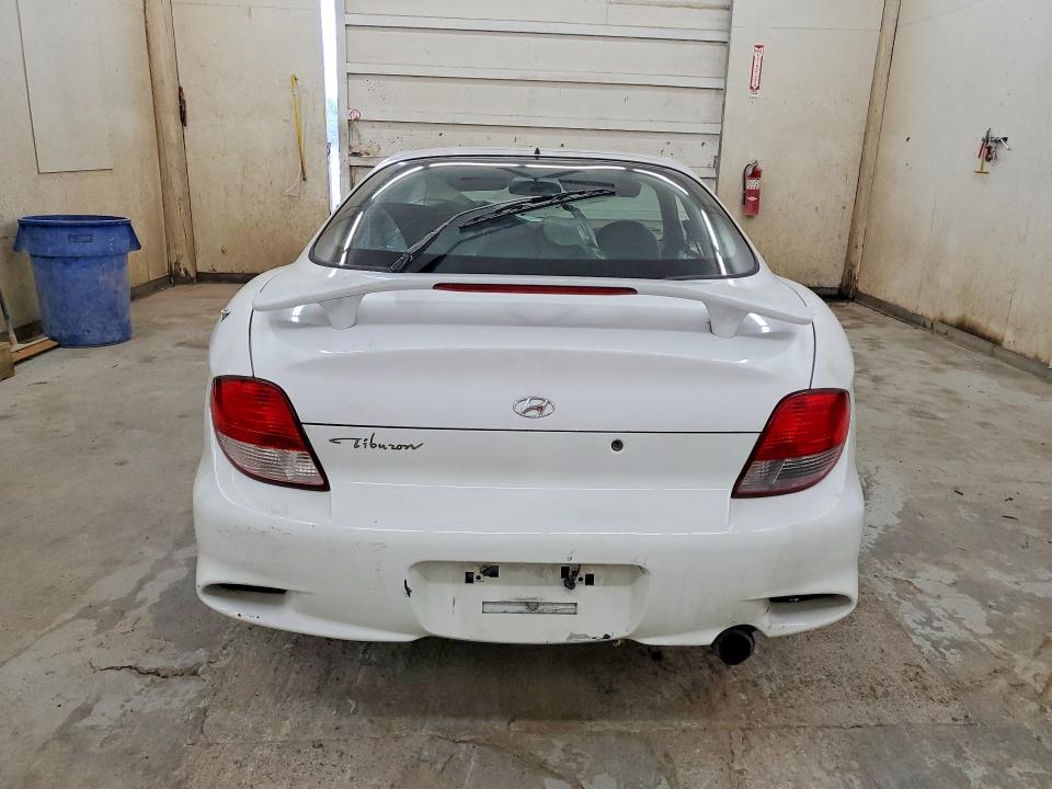 Продажа на аукционе авто 2001 Hyundai Tiburon, vin: KMHJG35FX1U228785, номер лота: 59911736